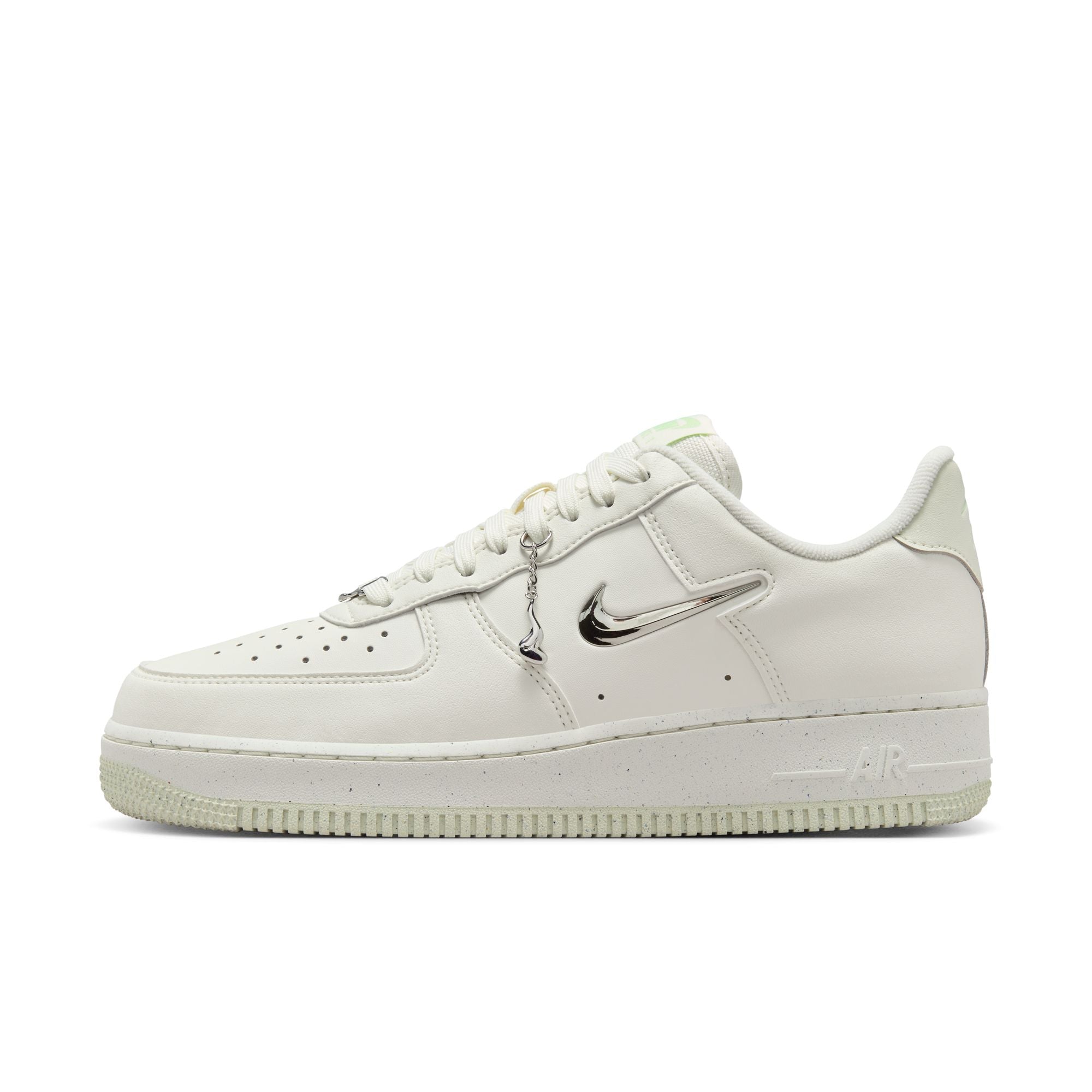 Air Force 1 07 Next Nature SE