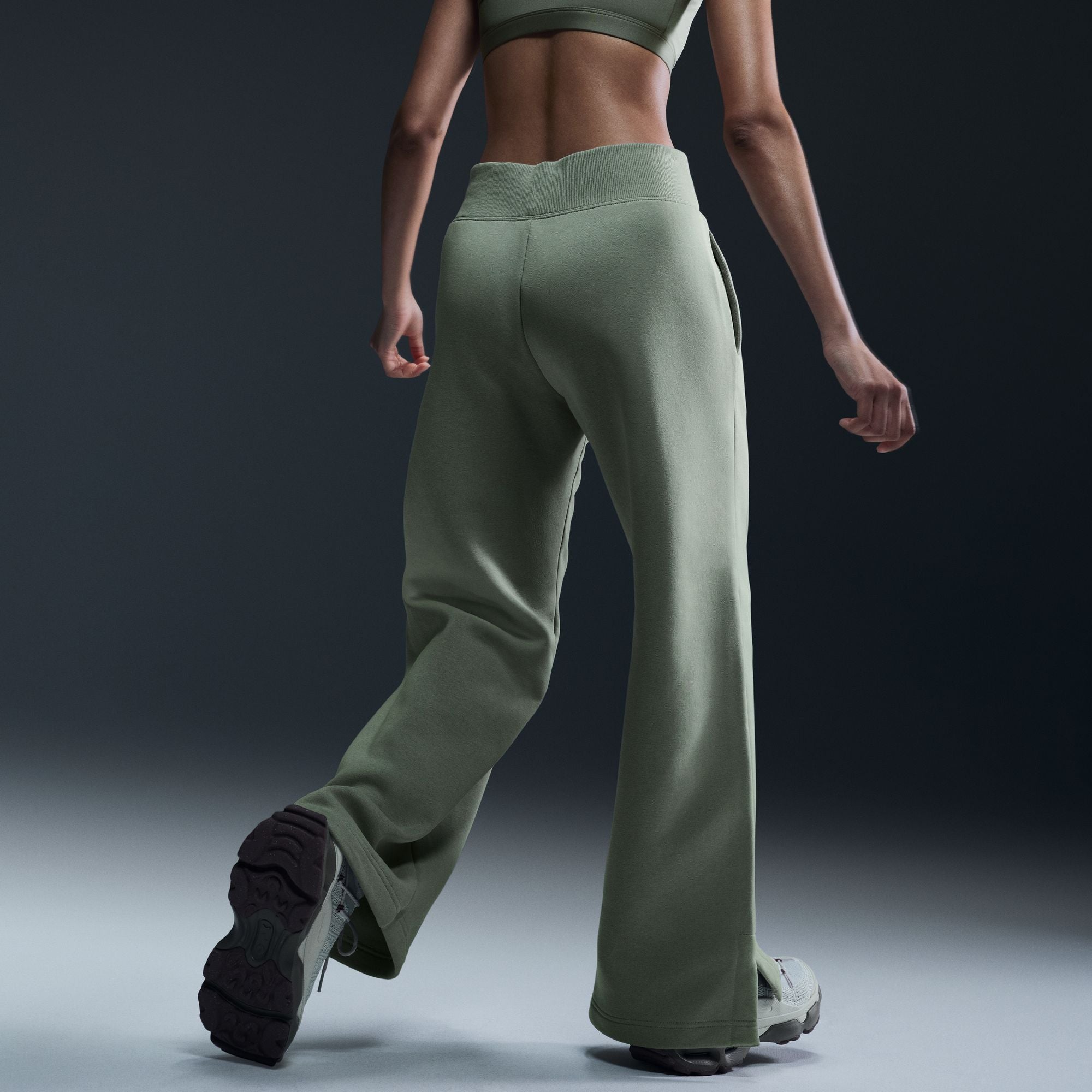 Sportswear Phoenix Fleece Wide-Leg Logo Pants