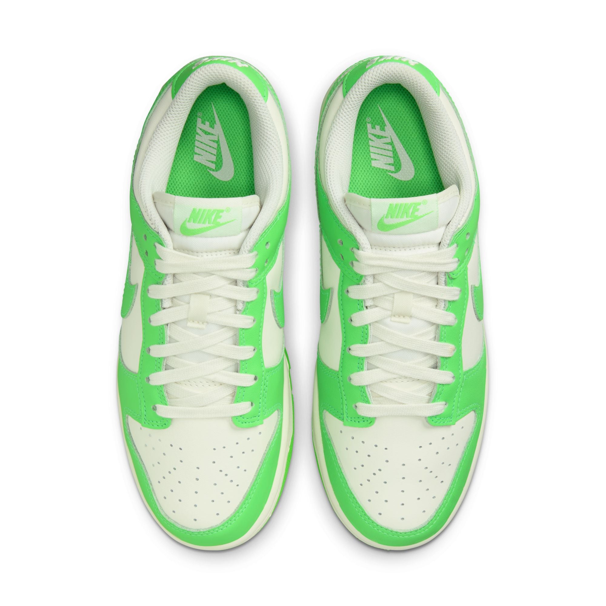 Dunk Low Green Strike