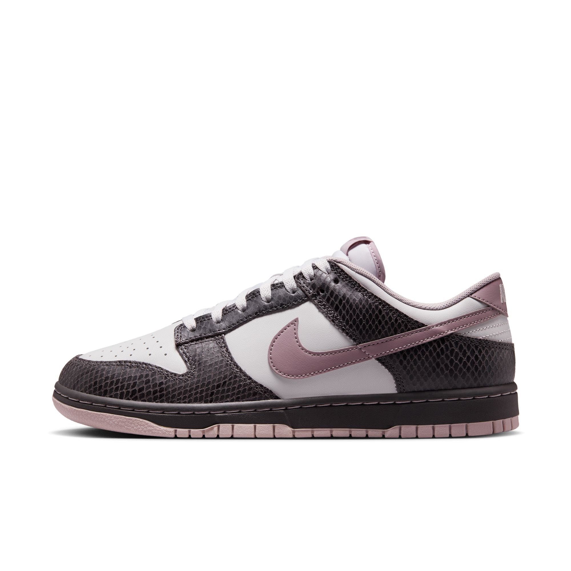 Dunk Low SE Medium Ash Violet Snakeskin